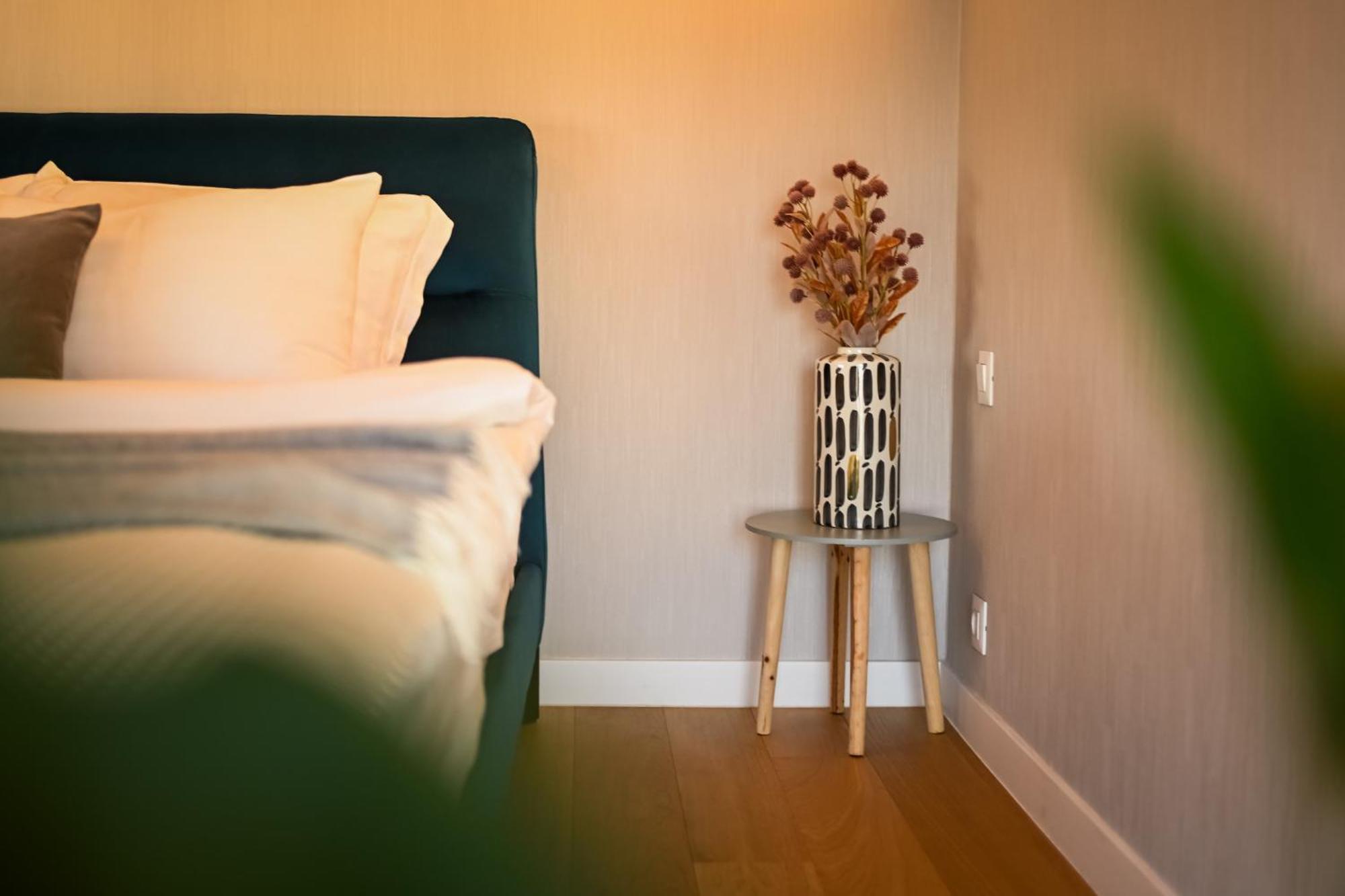 One Verdi Park Exclusive Apartments - Panoramic View & Private Parking Bucureşti Cameră foto