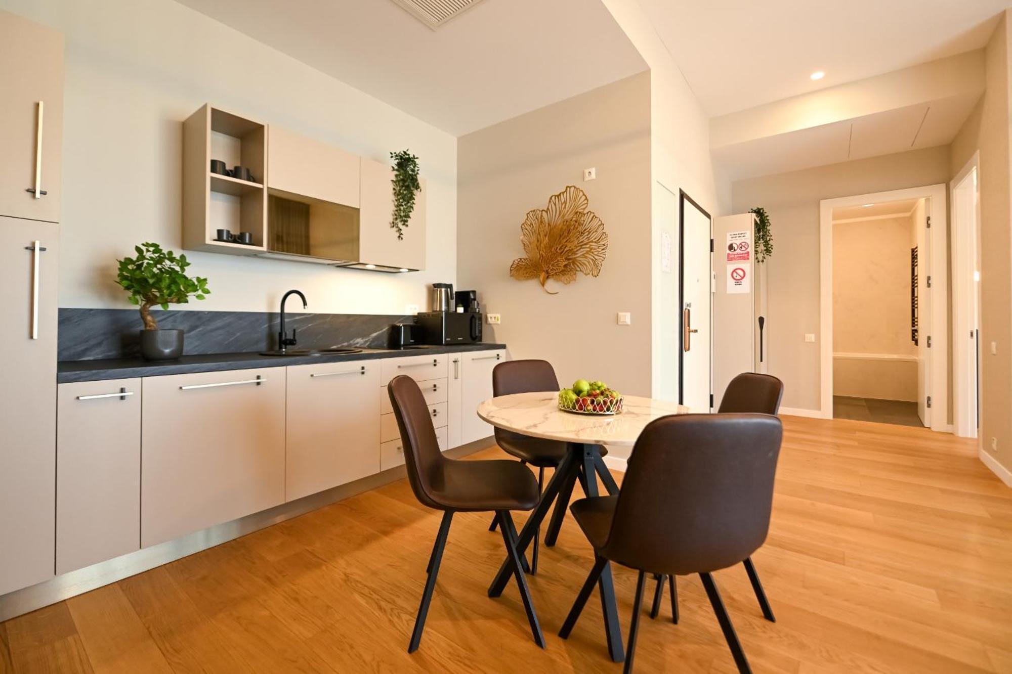One Verdi Park Exclusive Apartments - Panoramic View & Private Parking Bucureşti Cameră foto