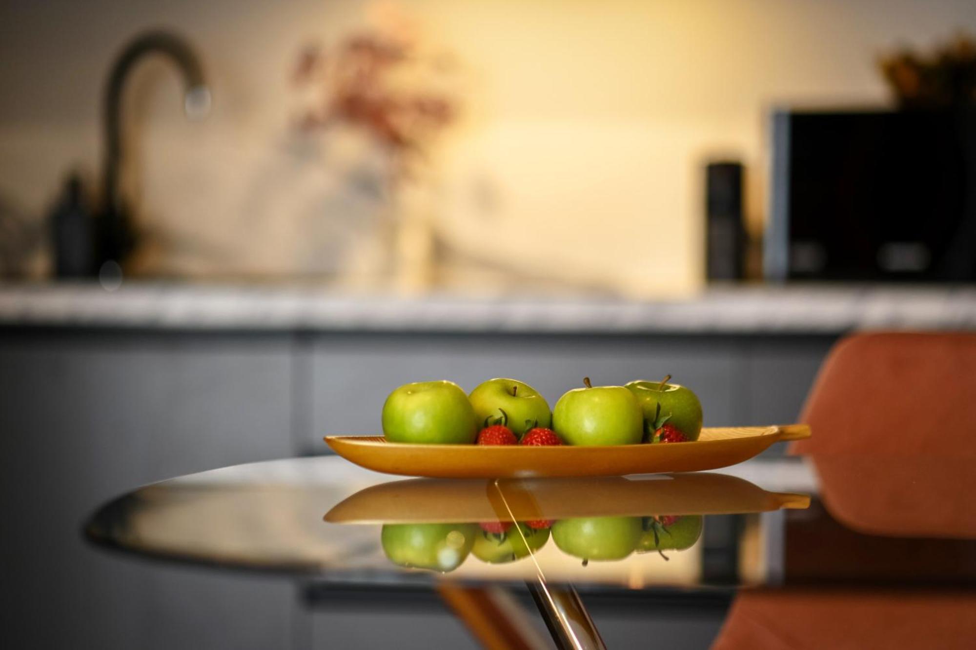One Verdi Park Exclusive Apartments - Panoramic View & Private Parking Bucureşti Cameră foto