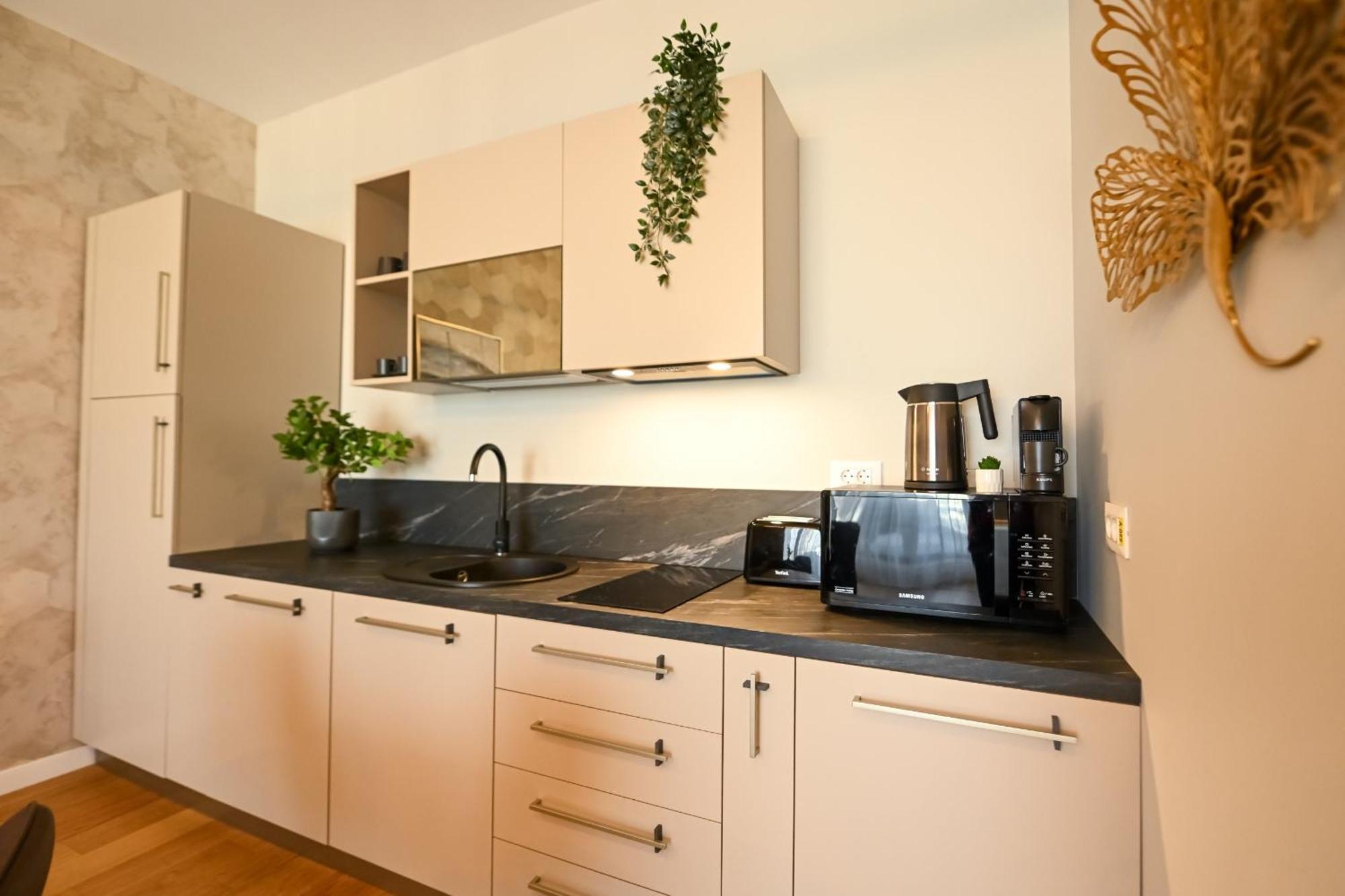 One Verdi Park Exclusive Apartments - Panoramic View & Private Parking Bucureşti Cameră foto