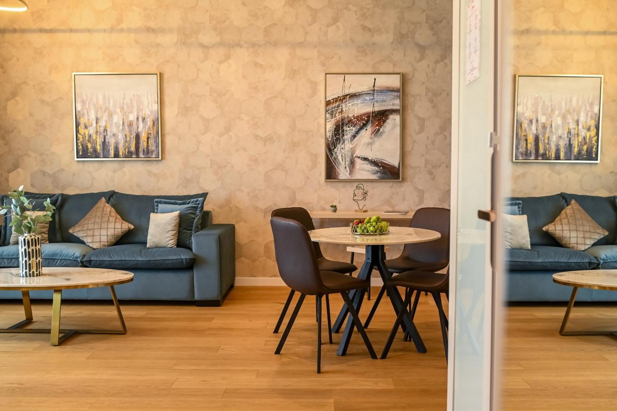 One Verdi Park Exclusive Apartments - Panoramic View & Private Parking Bucureşti Cameră foto
