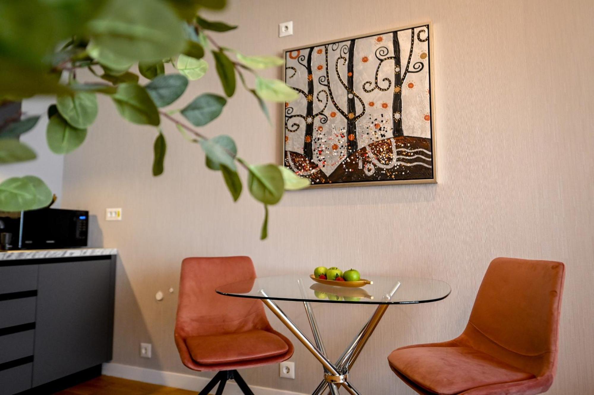 One Verdi Park Exclusive Apartments - Panoramic View & Private Parking Bucureşti Cameră foto